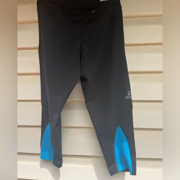 The North Face Flight Series black and blue workout capri,excellent condition,XS - Picture 4 of 8